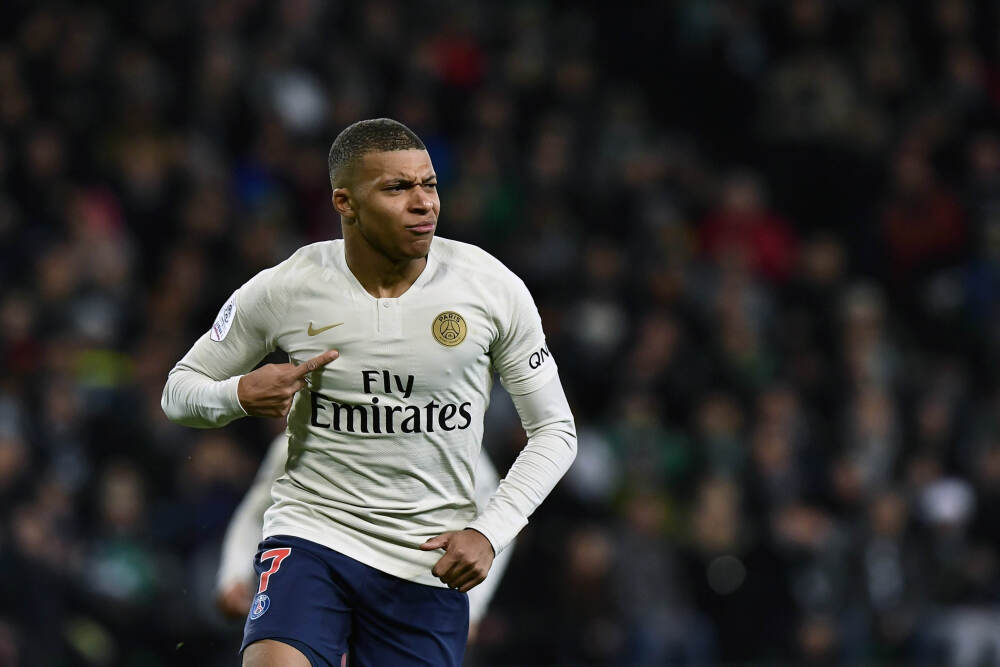 张仲麟：去美国航展拍飞机，我怎么成“Chinese Spy”了？